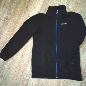 Black Fleece Columbia zip up Youth Size M